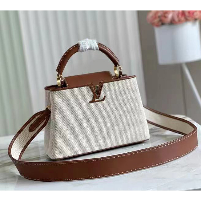 Louis Vuitton Capucines Handbag  (21 * 14 *8 cm) - PerfectKickZ