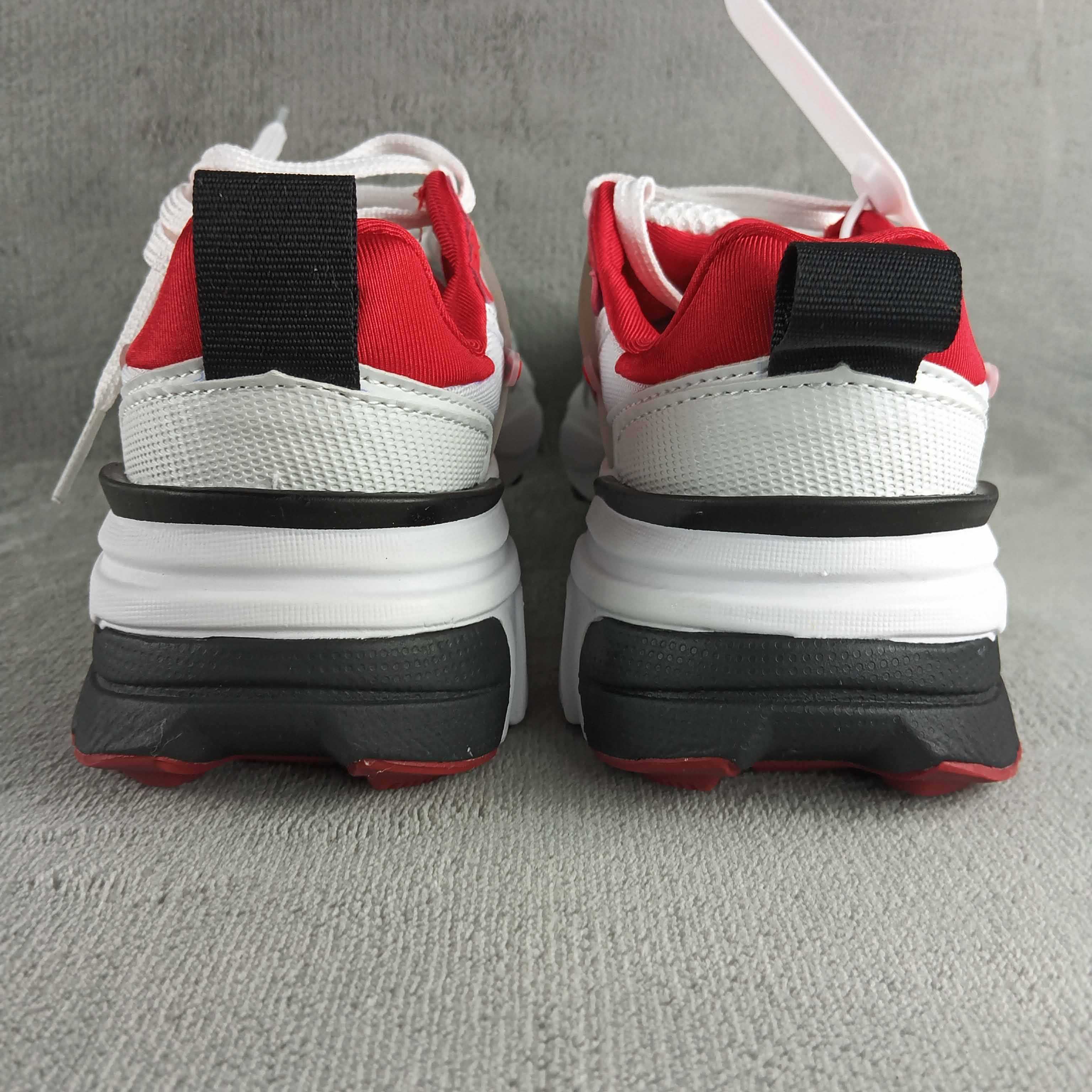 Nike V2K Run Sneaker      HF0120-1009 - 