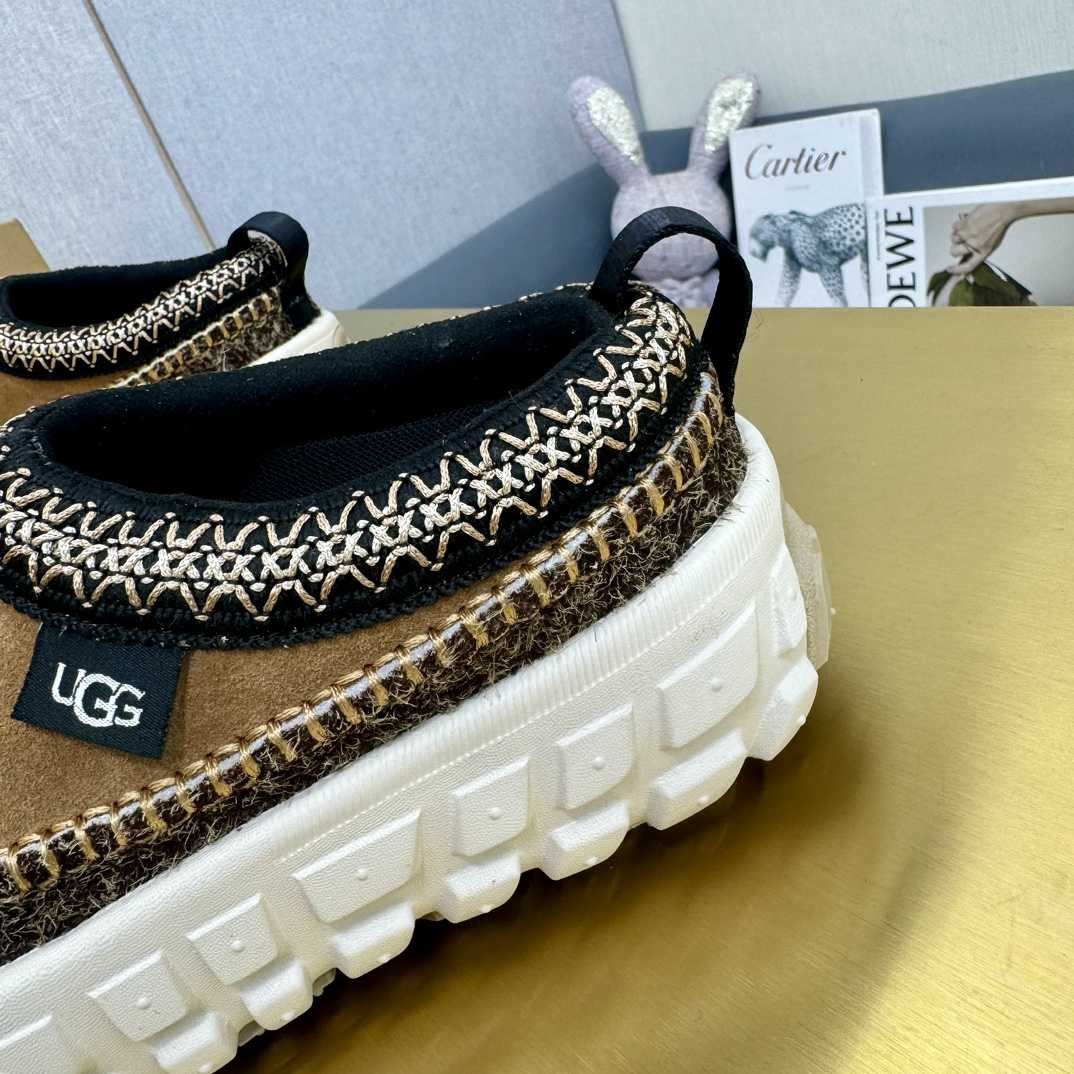 Ugg All Gender Venture Daze - PerfectKickZ