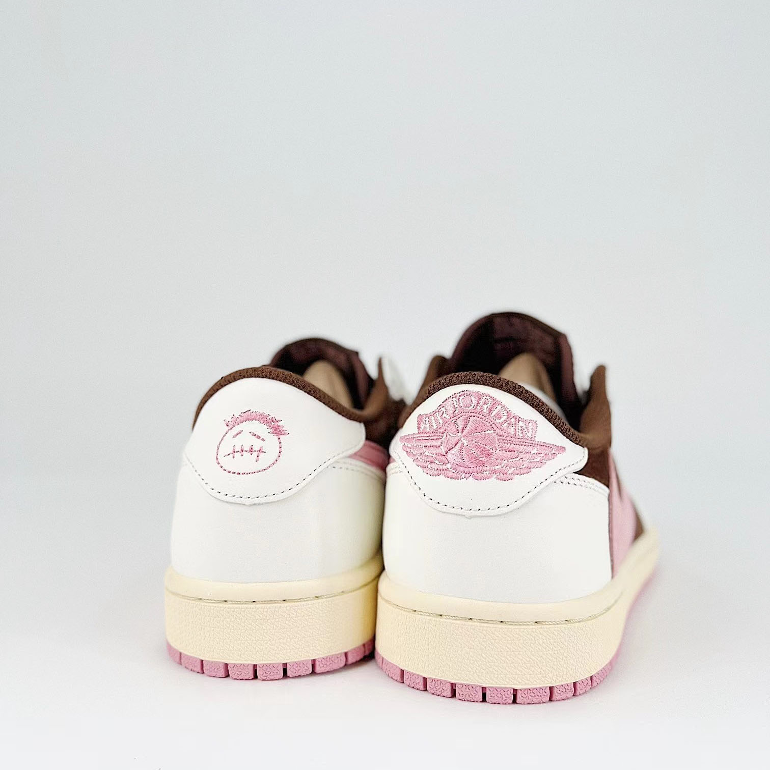 Travis Scott x Air Jordan 1 Low  Sneaker   DZ4137-206 - PerfectKickZ