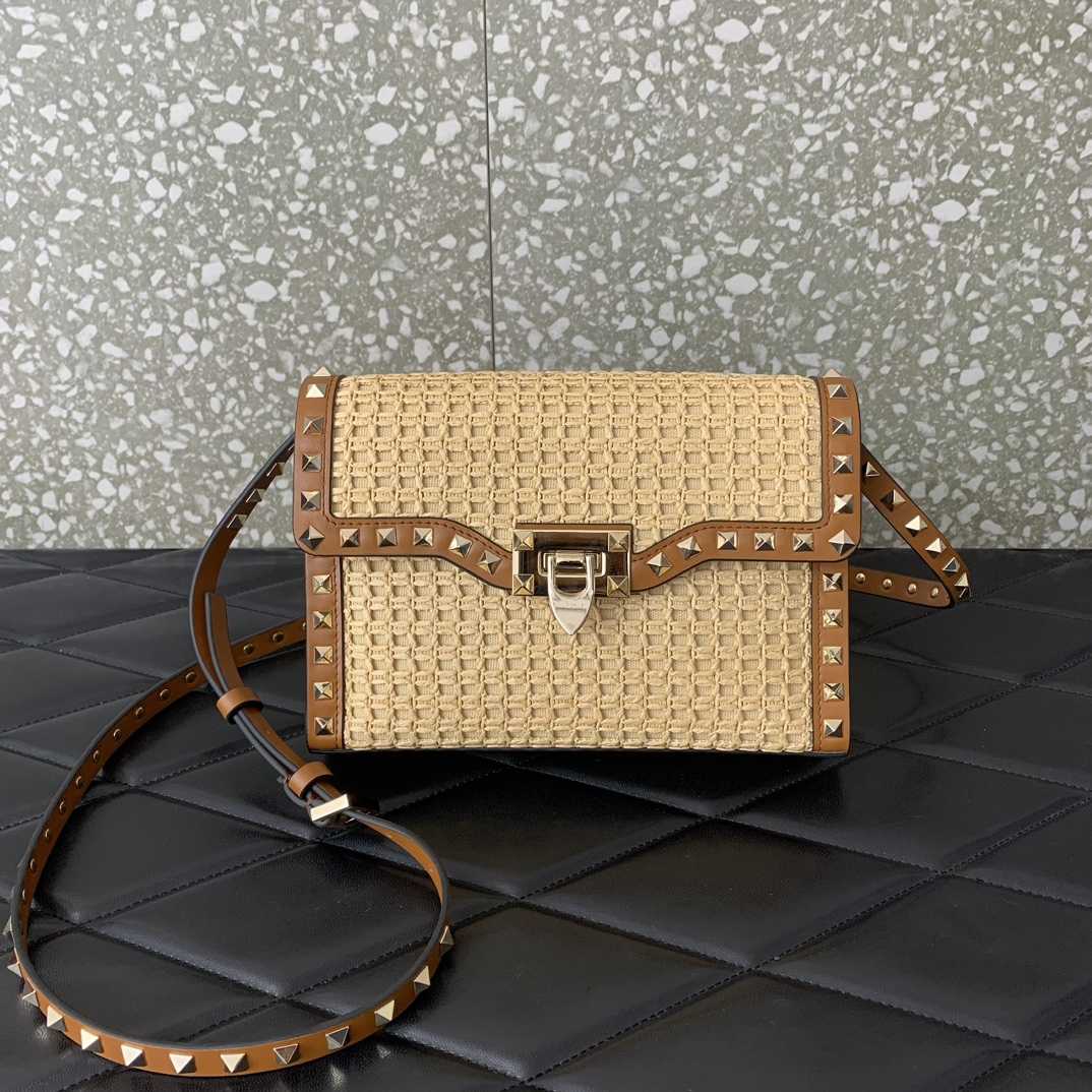 Valenti Small Rockstud Shoulder Bag in Wove Raffia(22.5-15.5-6cm) - PerfectKickZ