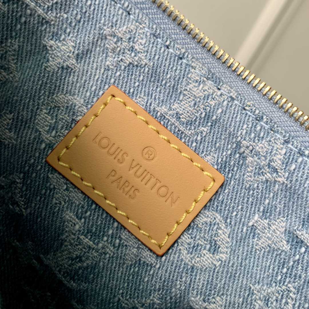 Louis Vuitton CarryAll PM   M11462 - PerfectKickZ
