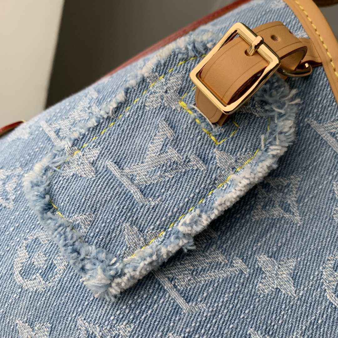 Louis Vuitton CarryAll PM   M11462 - PerfectKickZ