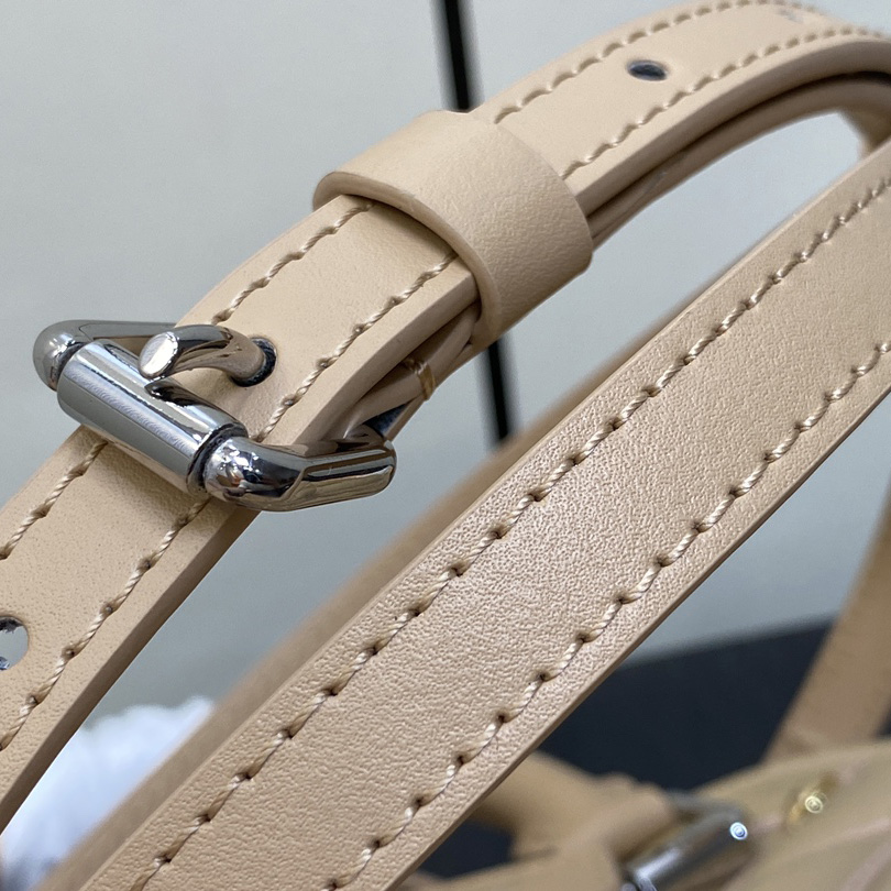Louis Vuitton Alma BB    M24153 - 