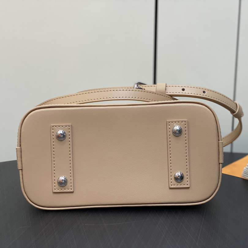 Louis Vuitton Alma BB    M24153 - 
