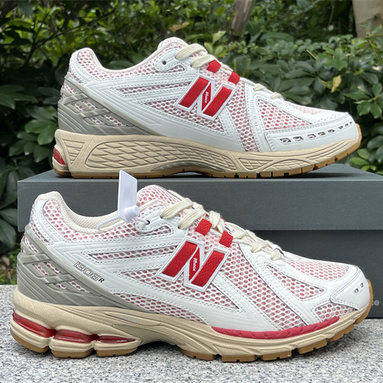 New Balance 1906R Sneakers      M1906RO  - PerfectKickZ