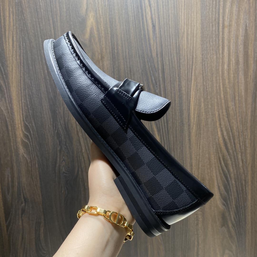 Louis Vuitton Hockenheim Moccasin - PerfectKickZ
