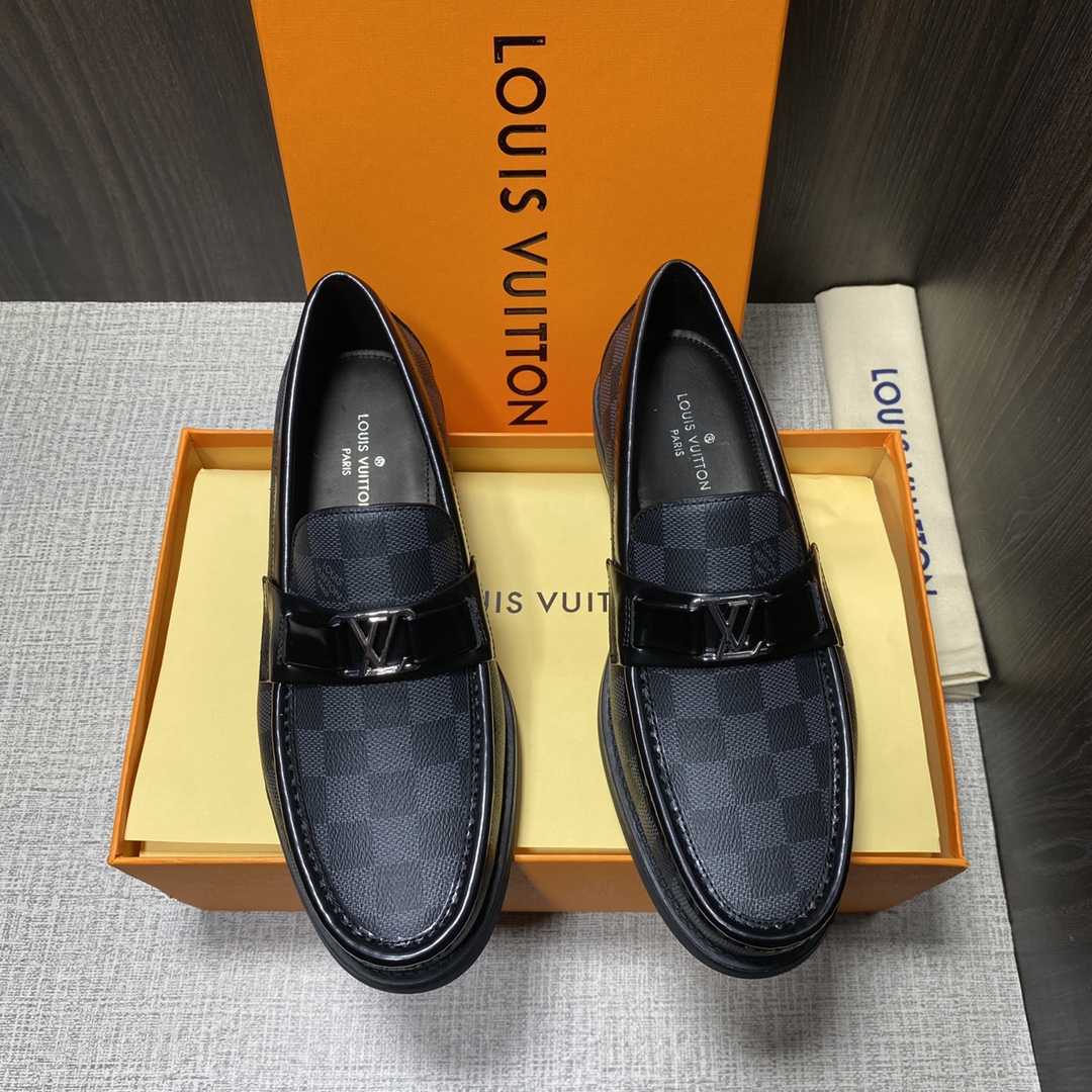 Louis Vuitton Hockenheim Moccasin - PerfectKickZ