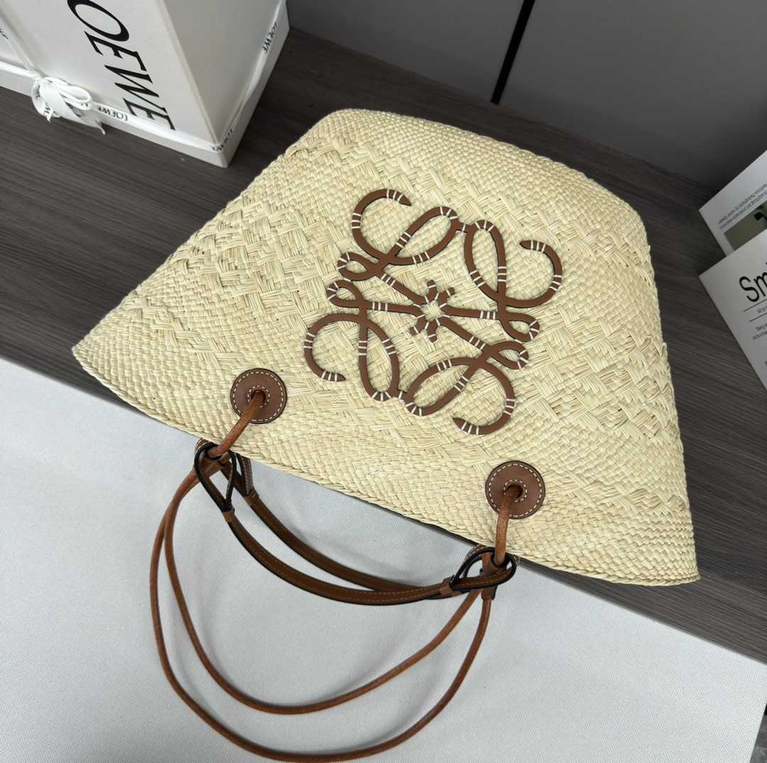 Loewe Anagram Basket Bag In Iraca Palm And Calfskin - PerfectKickZ