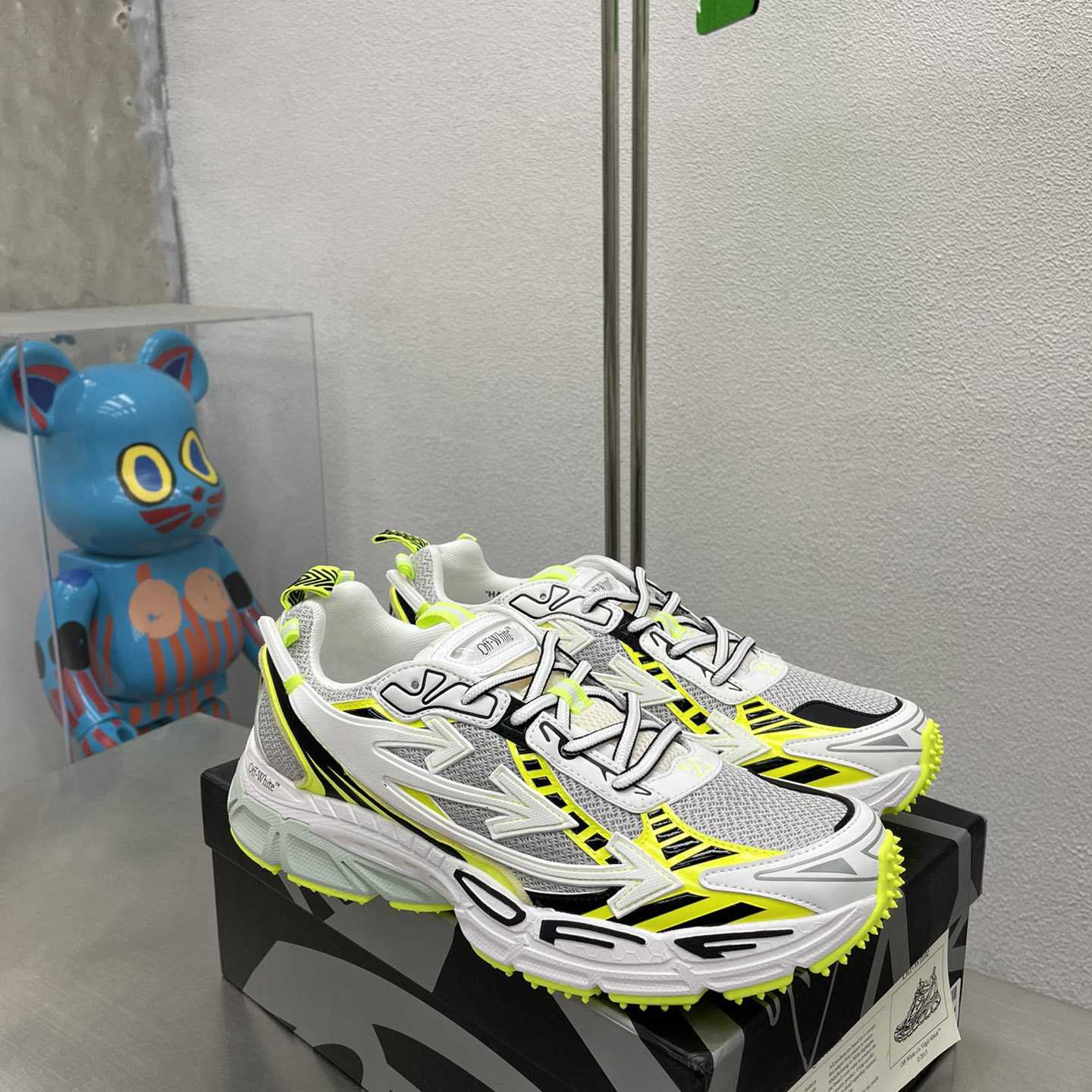 Off-White c/oVrgil Abloh™ Sneakers - PerfectKickZ