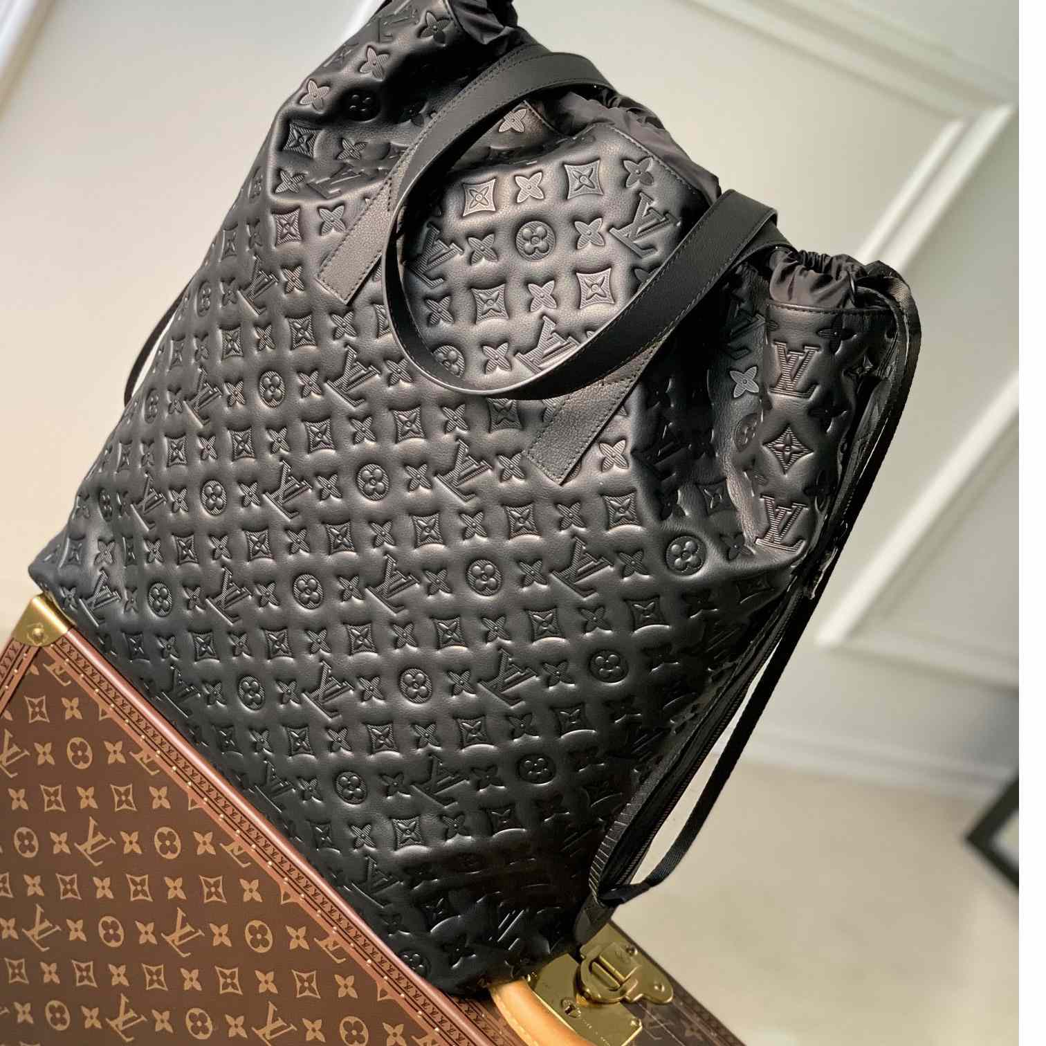 Louis Vuitton Helmet Bag   M46554 - PerfectKickZ