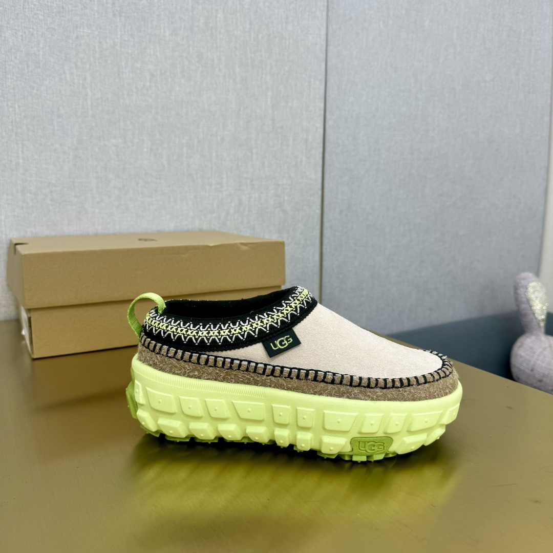 Ugg All Gender Venture Daze - PerfectKickZ