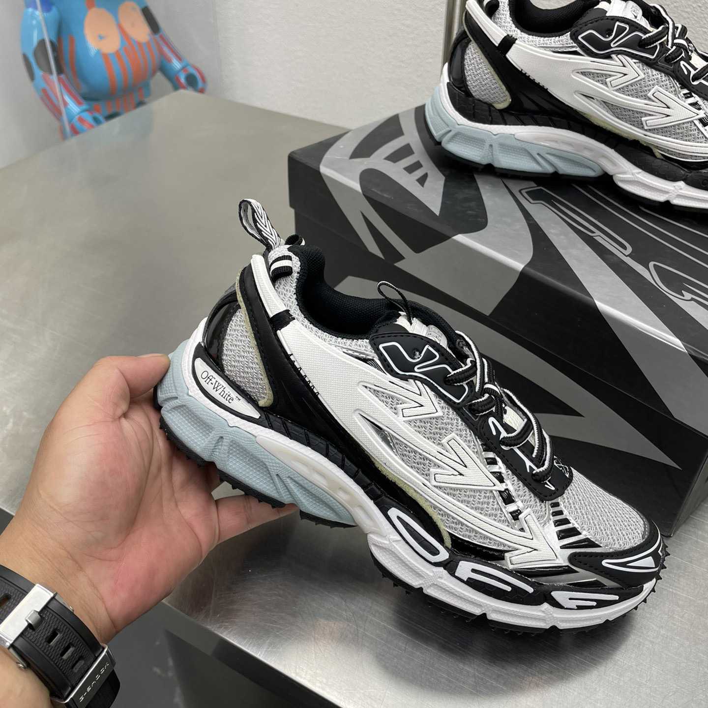 Off-White c/oVrgil Abloh™ Sneakers - 