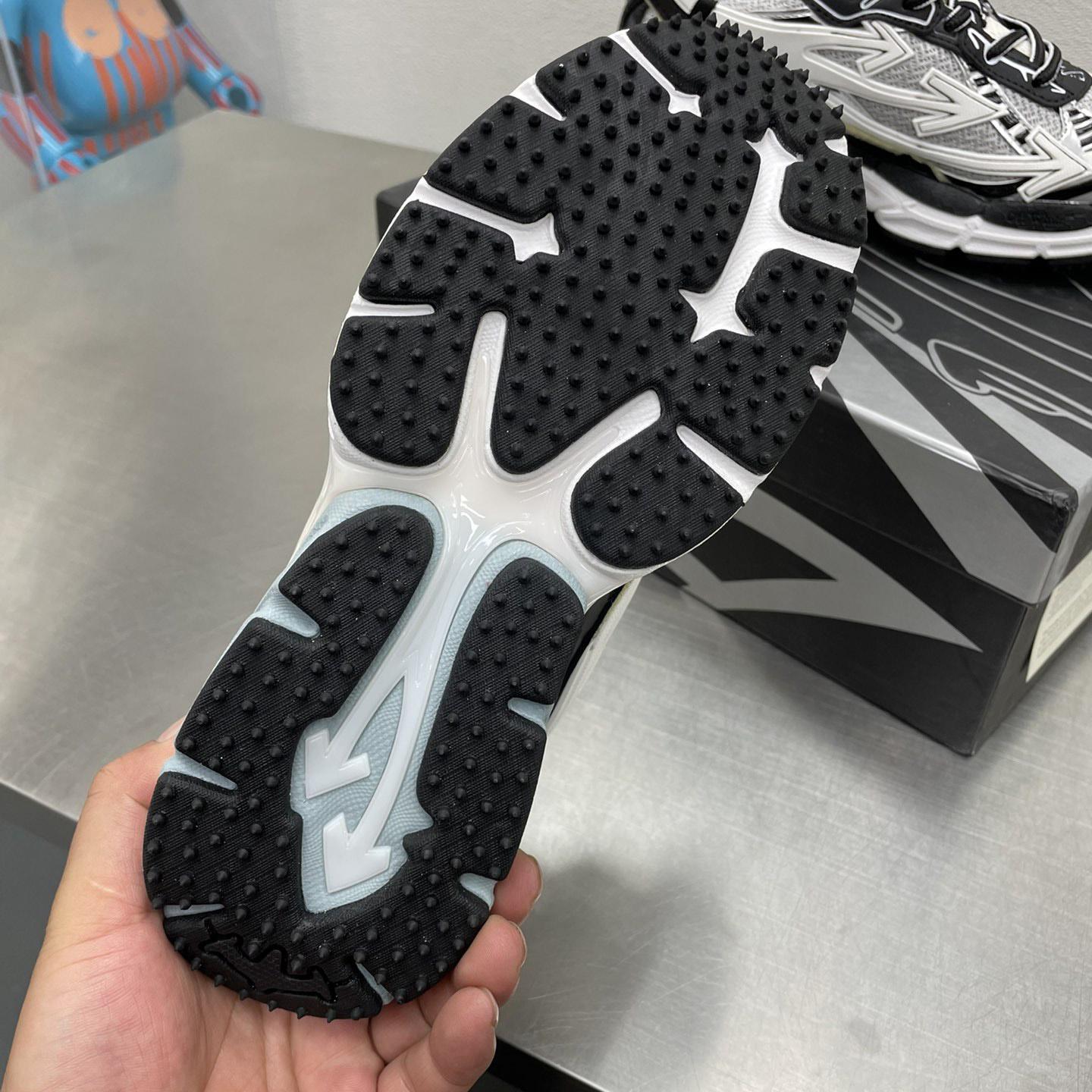 Off-White c/oVrgil Abloh™ Sneakers - 
