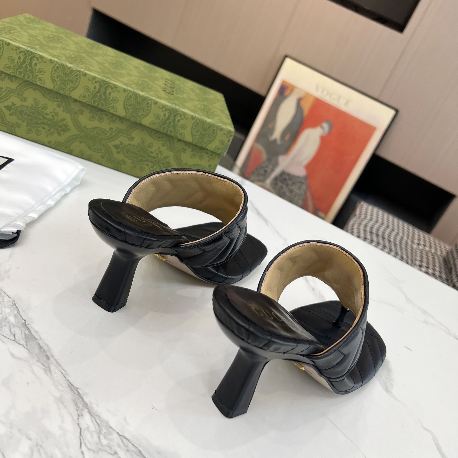 Gucci Women's Double G thong sandal - PerfectKickZ