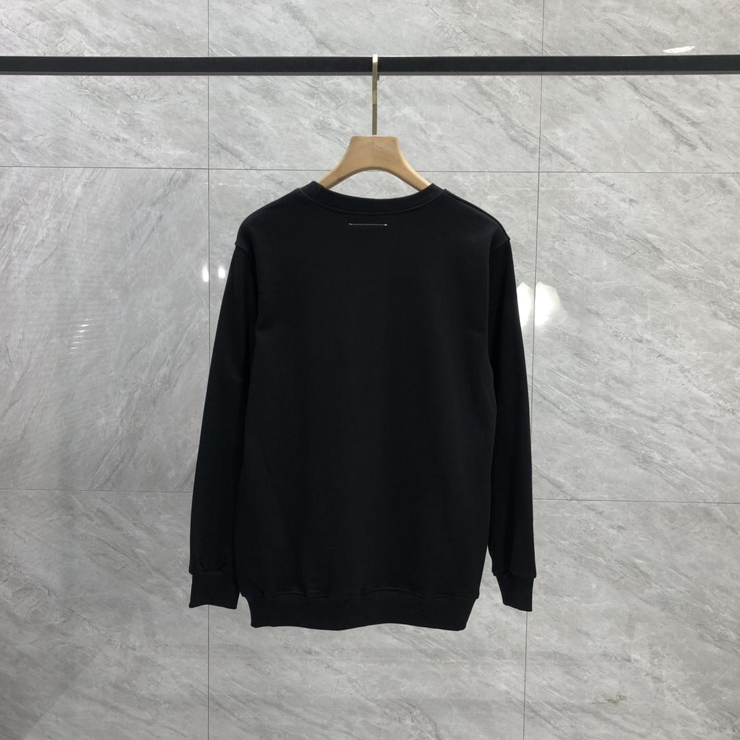 MM6 Maison Margiela Logo Oversized Sweatshirt - PerfectKickZ