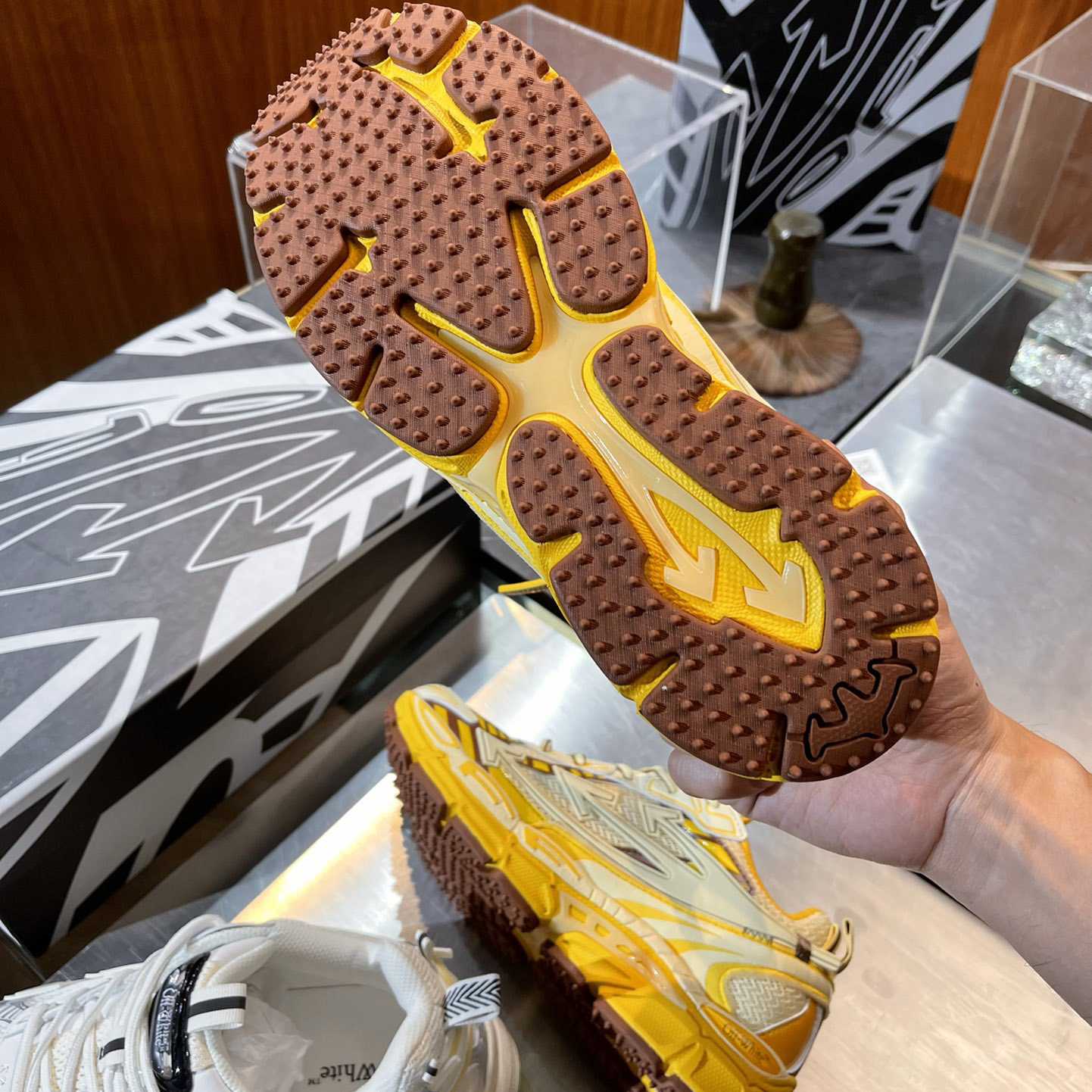 Off-White Be Right Back - PerfectKickZ