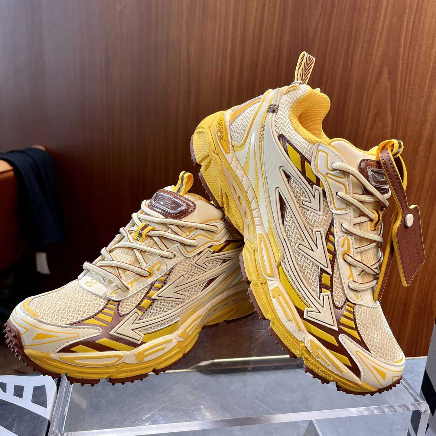 Off-White Be Right Back - PerfectKickZ