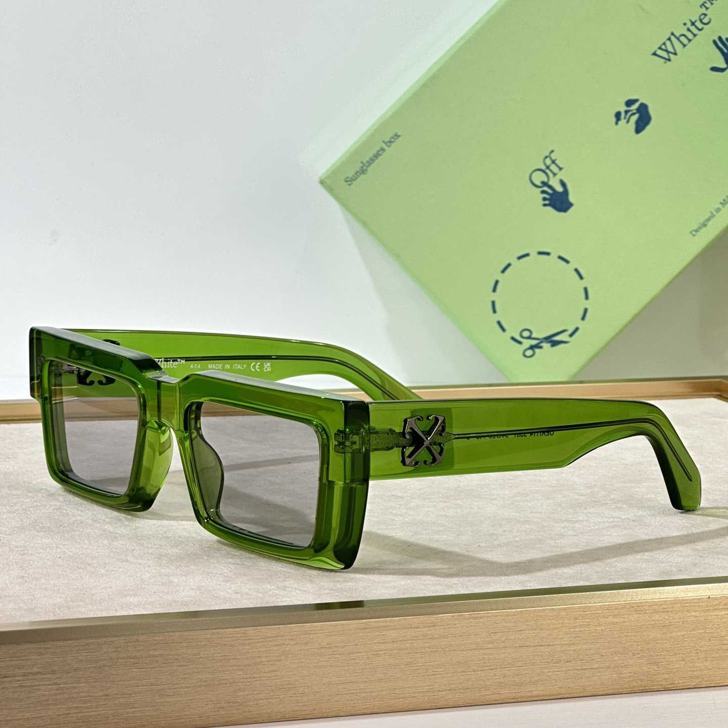 Off White Moberly Sunglasses      OERl114 - PerfectKickZ