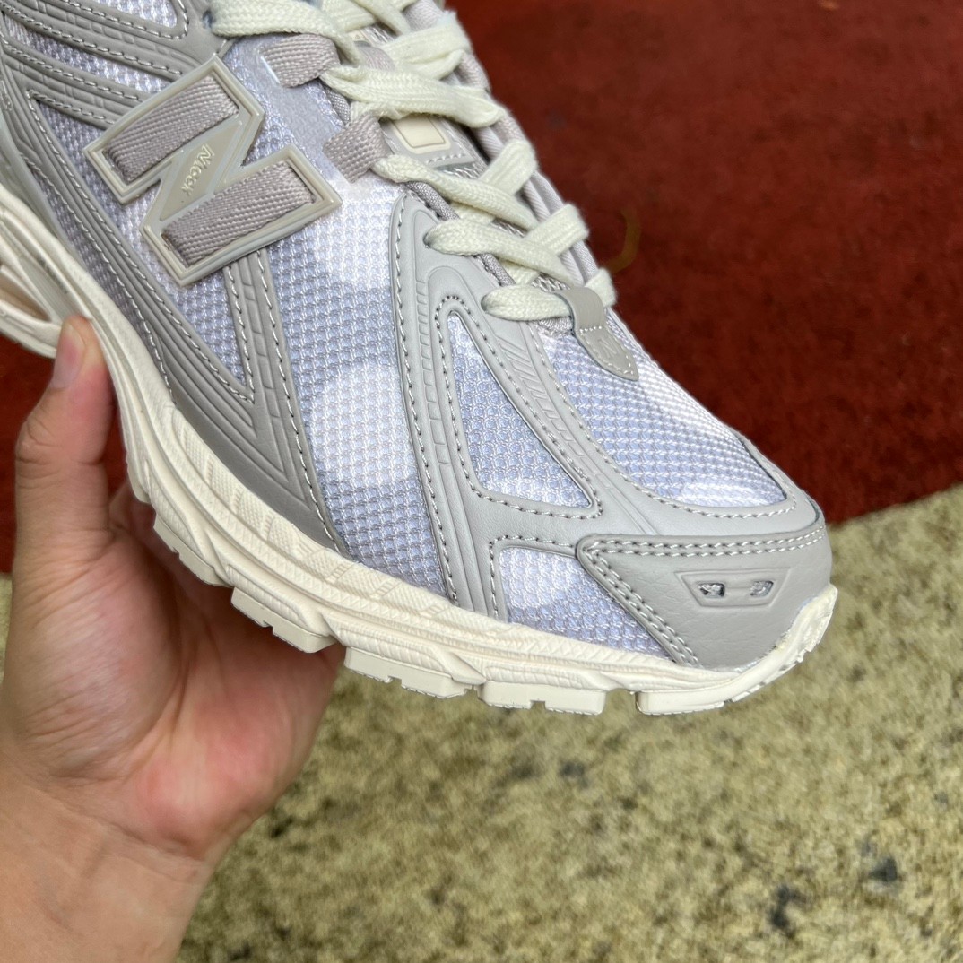 New Balance 1906R Sneakers      M1906RPA - PerfectKickZ