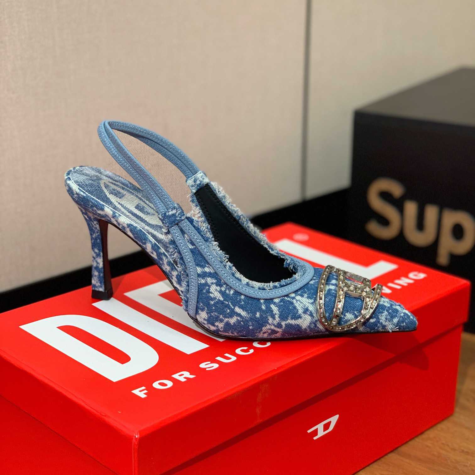 Diesel Blue D-Venus SB Heels - PerfectKickZ