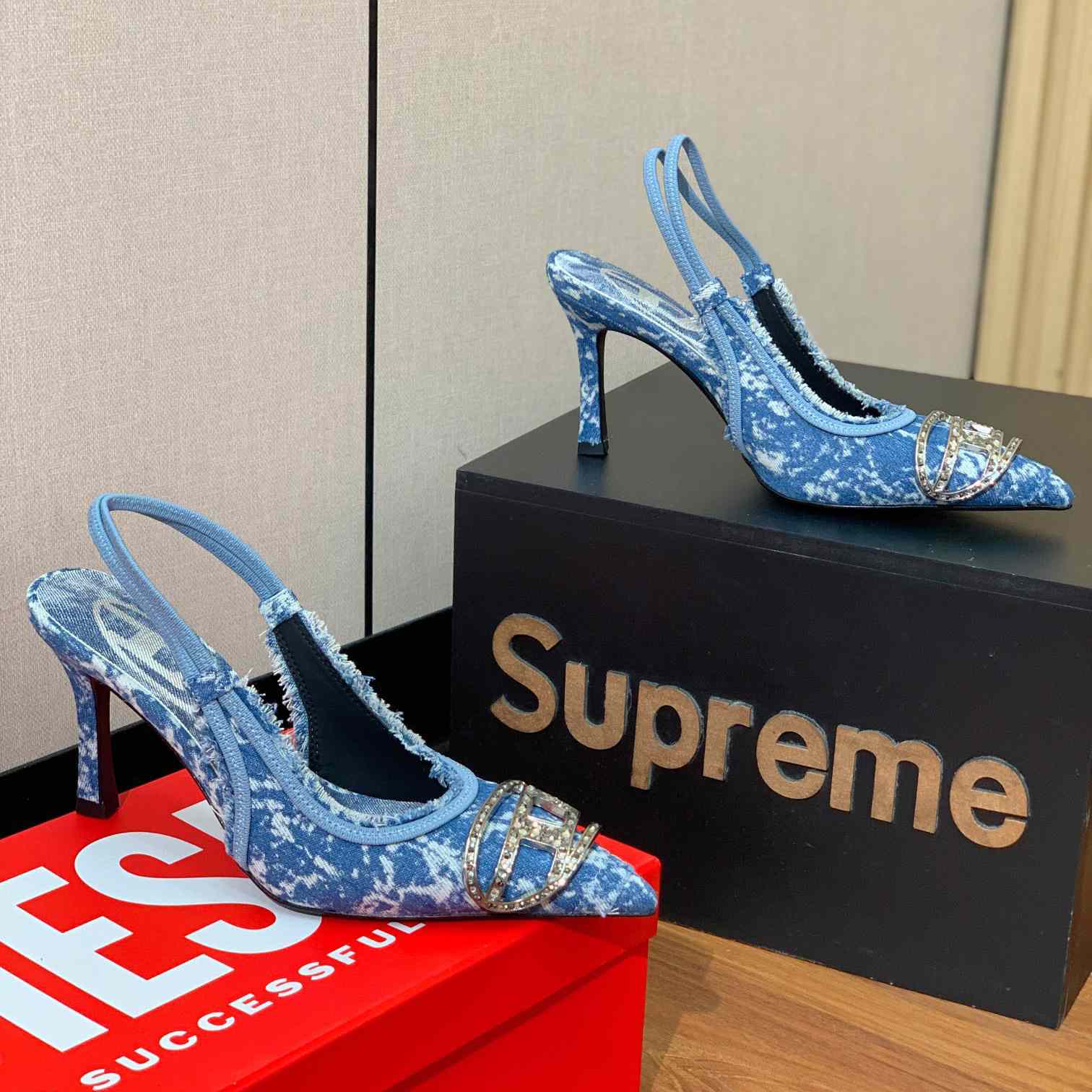 Diesel Blue D-Venus SB Heels - PerfectKickZ