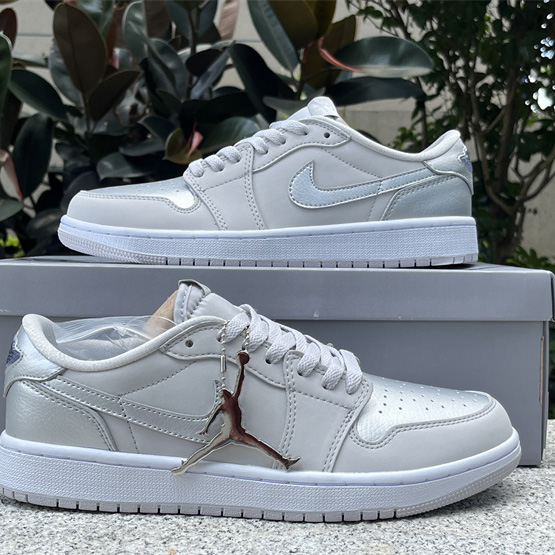 Air Jordan 1 Low OG “Metallic Silver Sneaker      CZ0790-002 - PerfectKickZ