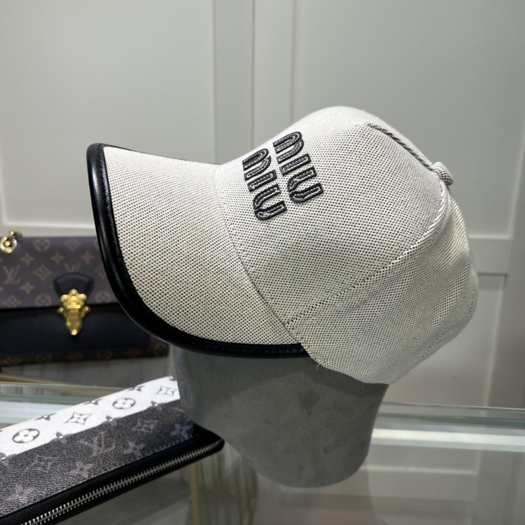 Miu Miu Baseball Cap - 