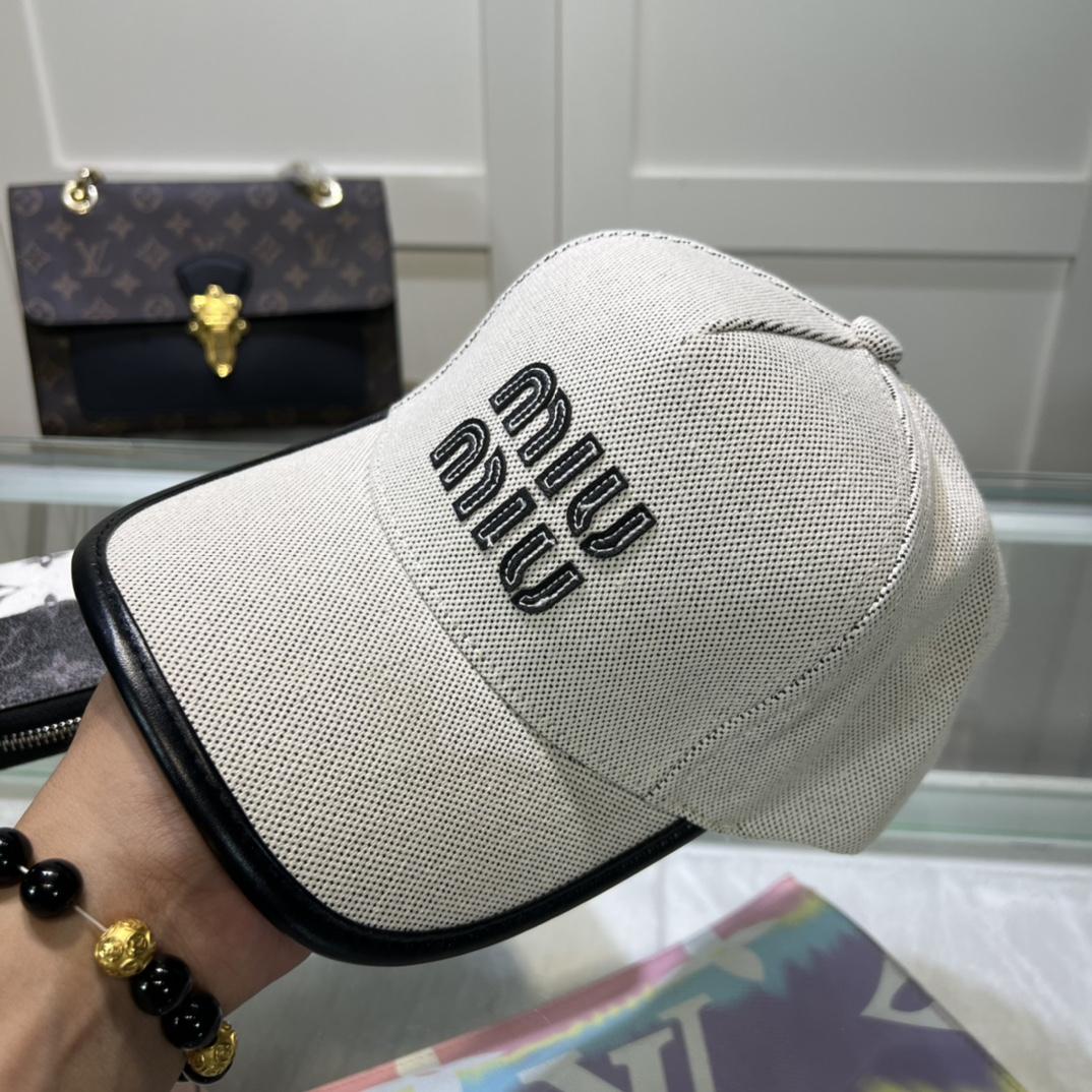 Miu Miu Baseball Cap - 