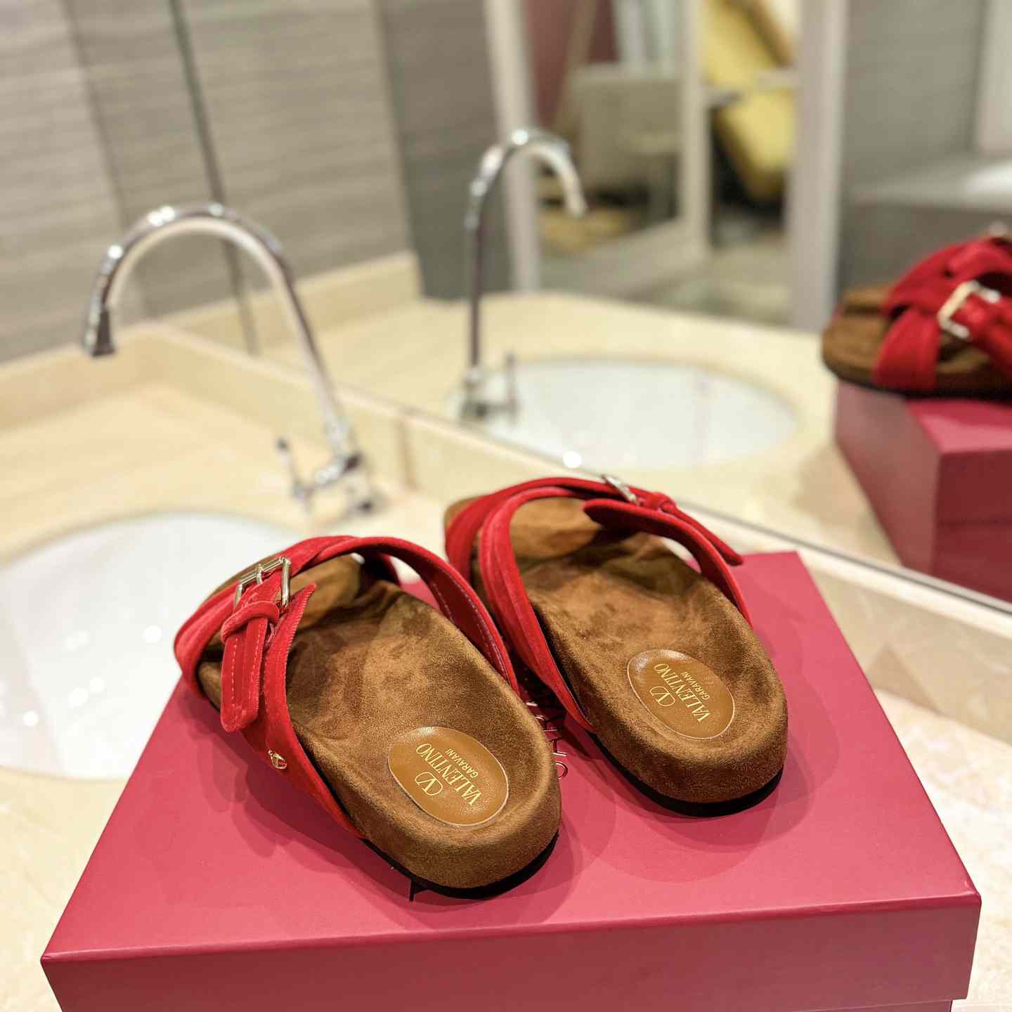 Valenti Fussfriend Velvet Slide Sandal  - PerfectKickZ