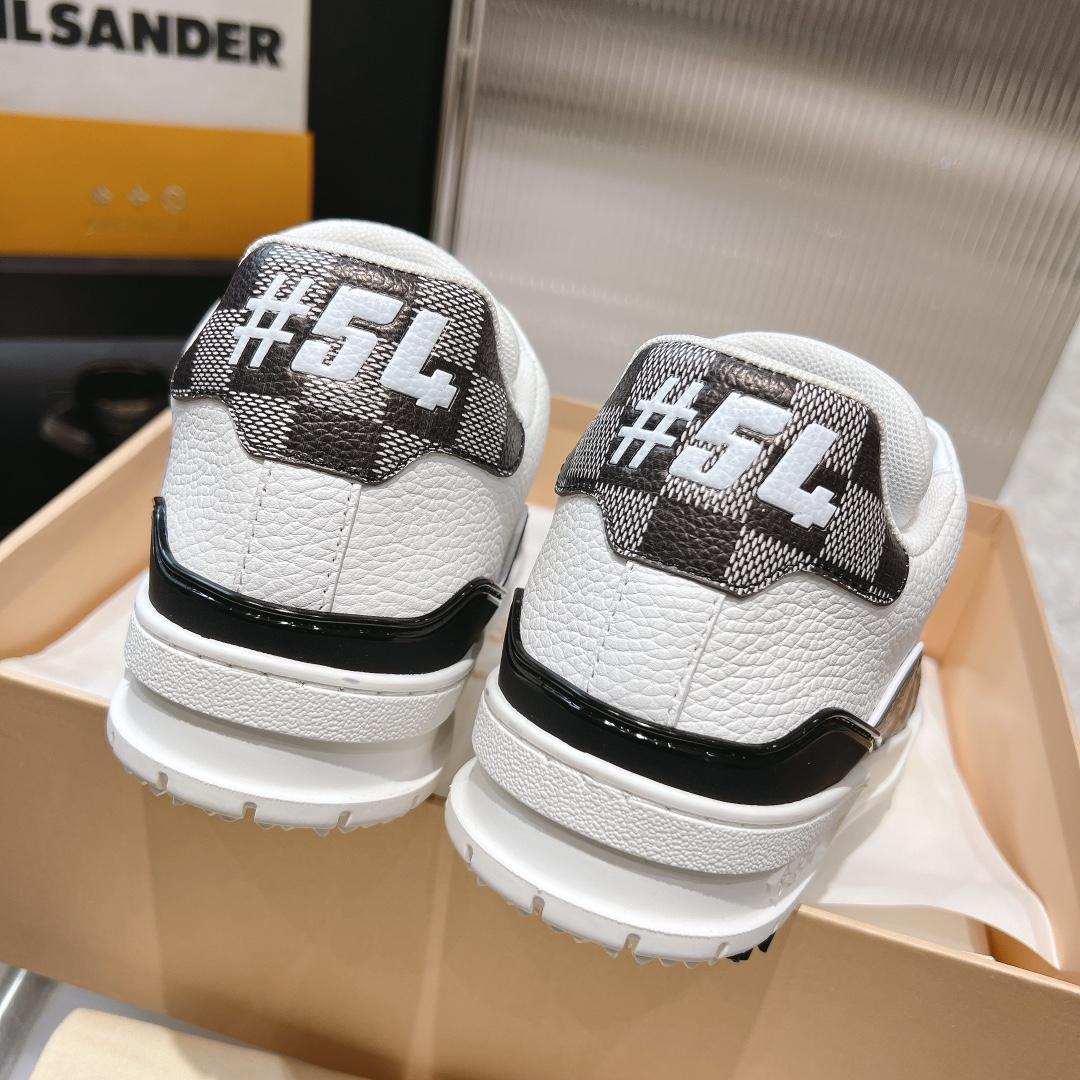Louis Vuitton LV Trainer Sneaker    - 