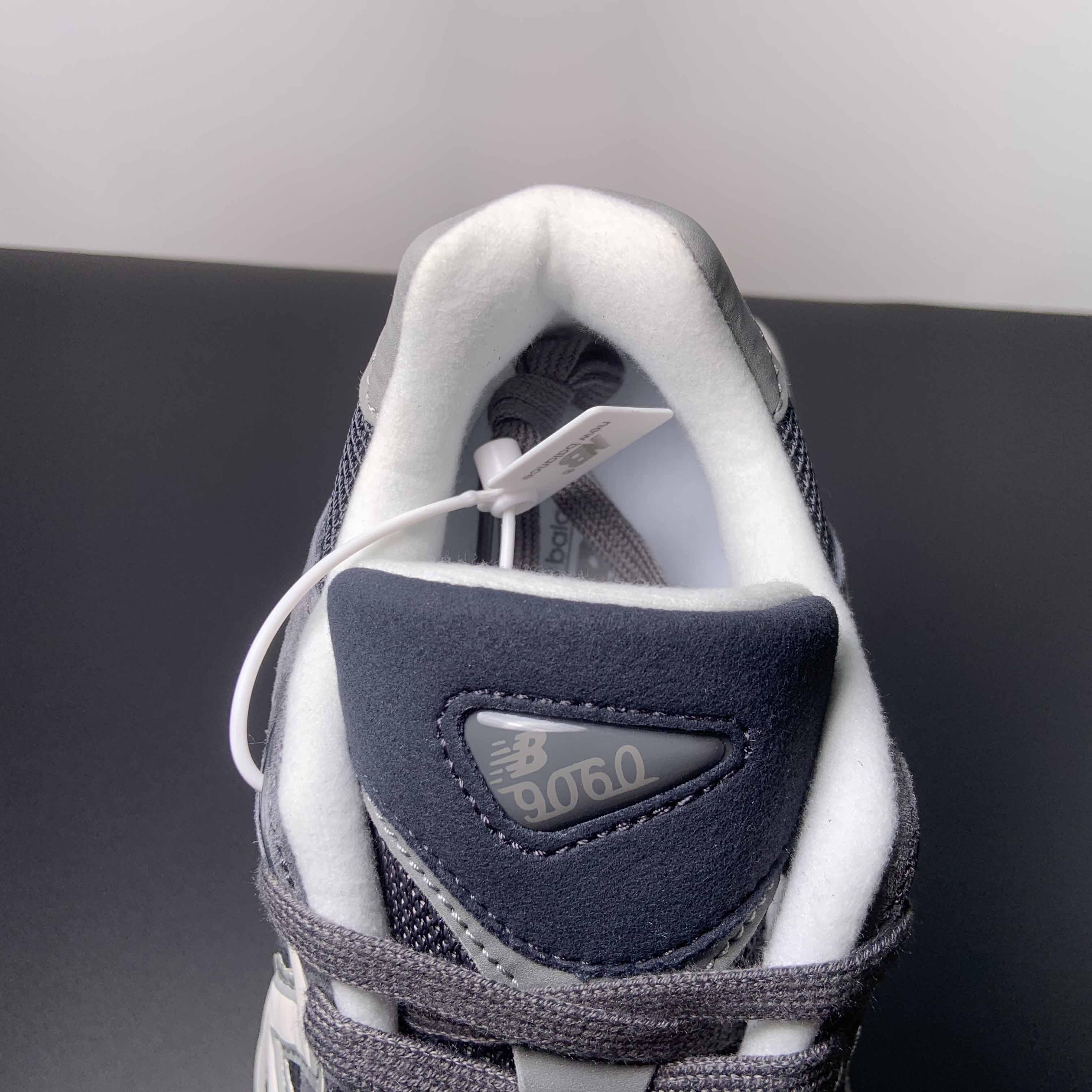 New Balance 9060 Sneakers      U9060JBM  - PerfectKickZ