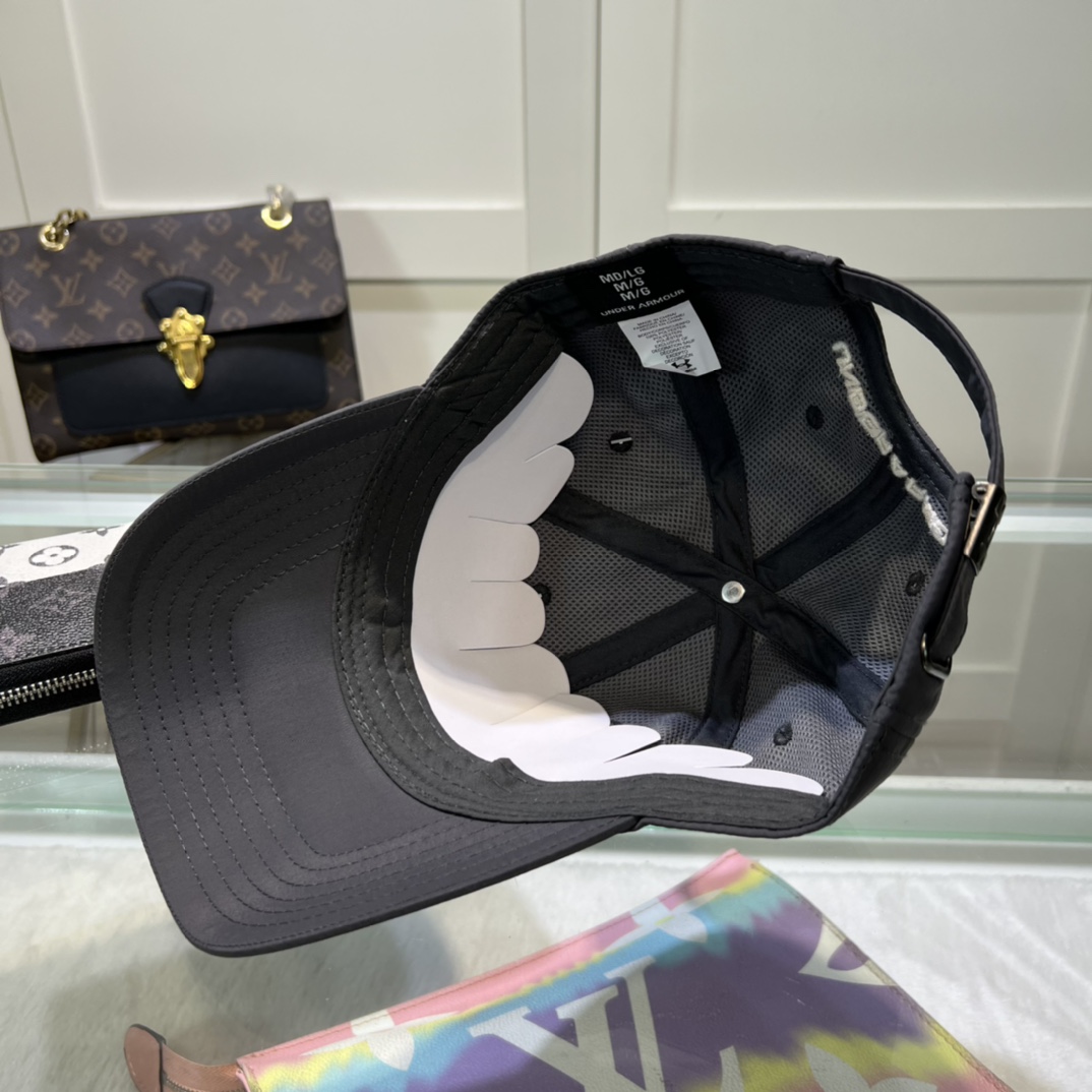 Under Armour Cap - PerfectKickZ