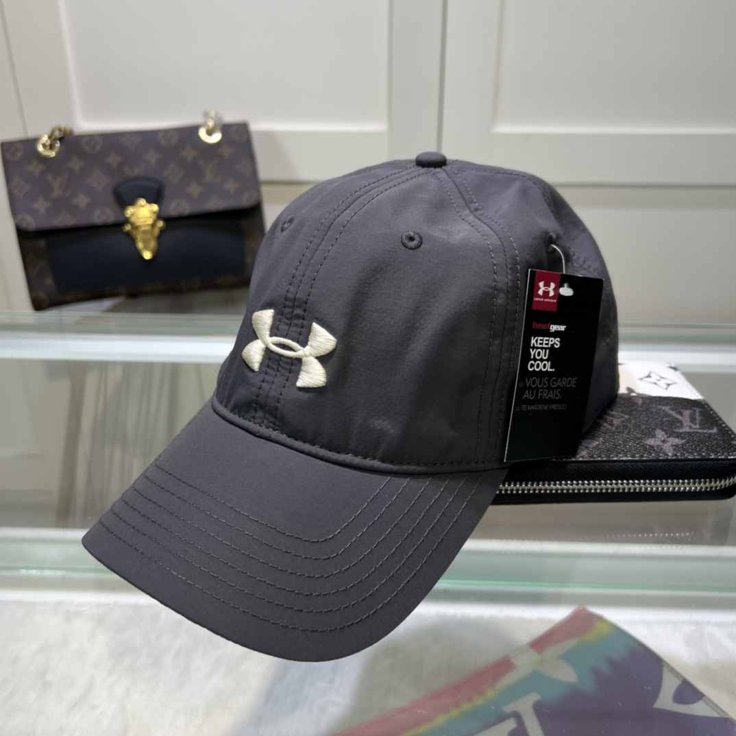 Under Armour Cap - PerfectKickZ