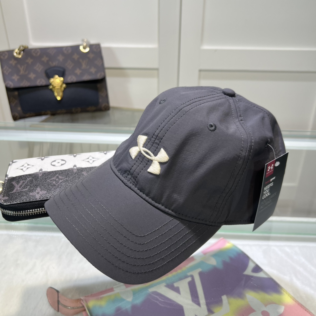 Under Armour Cap - PerfectKickZ