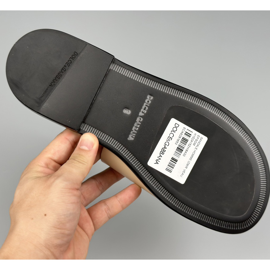 Dolce & Gabbana Logo-plaque Cross-over Leather Sandals - PerfectKickZ