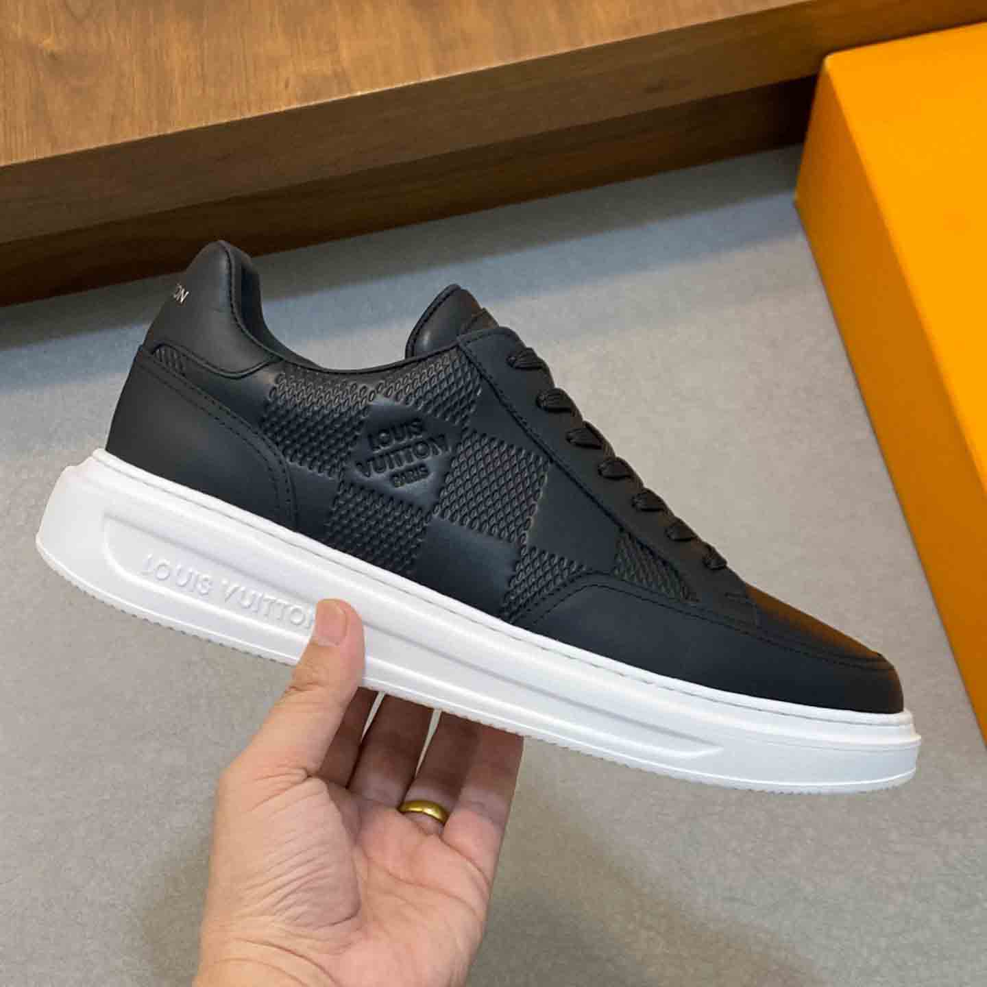 Louis Vuitton Beverly Hills Sneaker   1ACQGO - PerfectKickZ