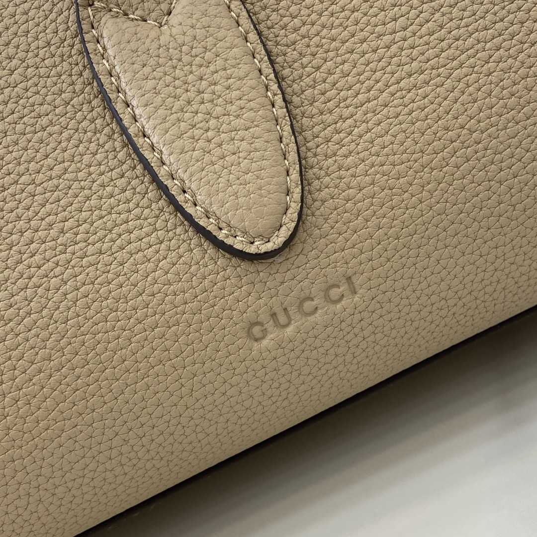 Gucci Medium Tote Bag With Hook Closure - PerfectKickZ
