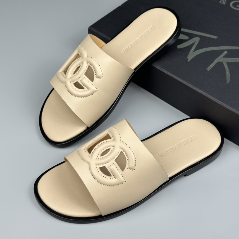 Dolce & Gabbana Calfskin sliders - PerfectKickZ