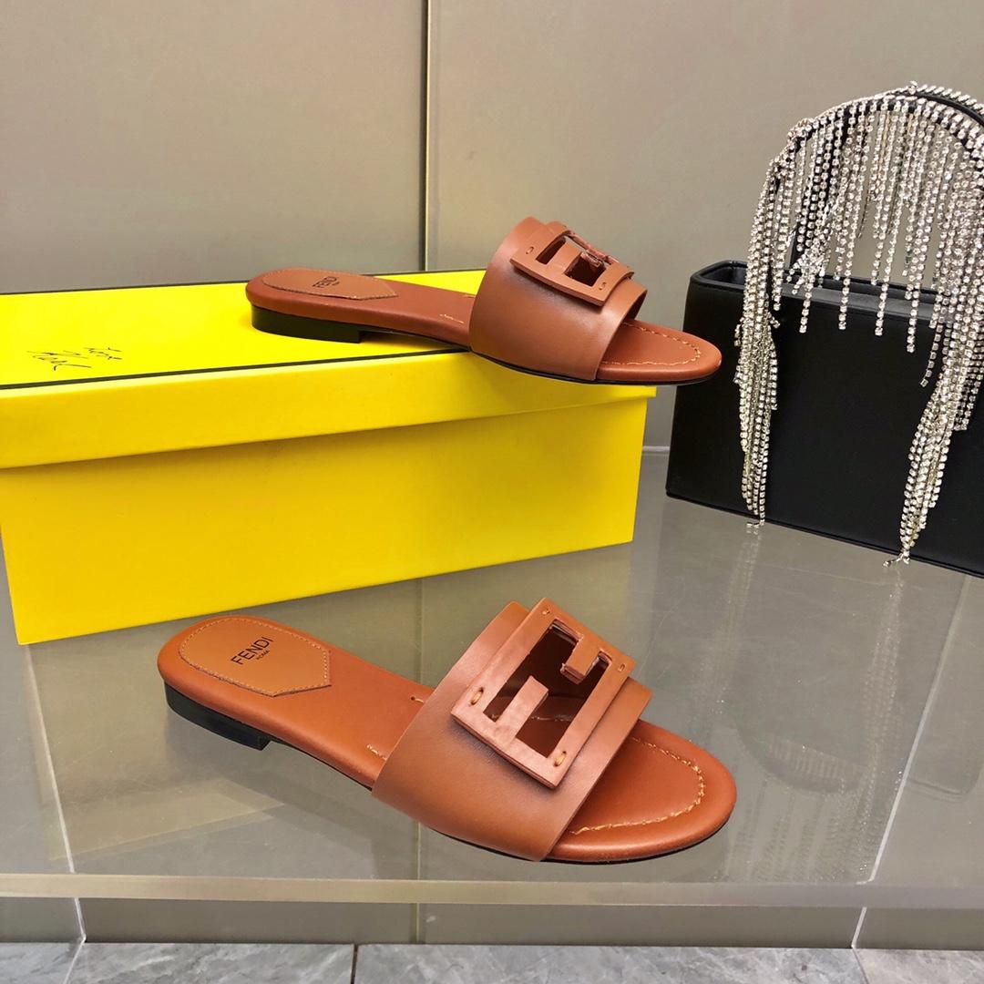 Fendi Baguette Brown Leather Slides - PerfectKickZ