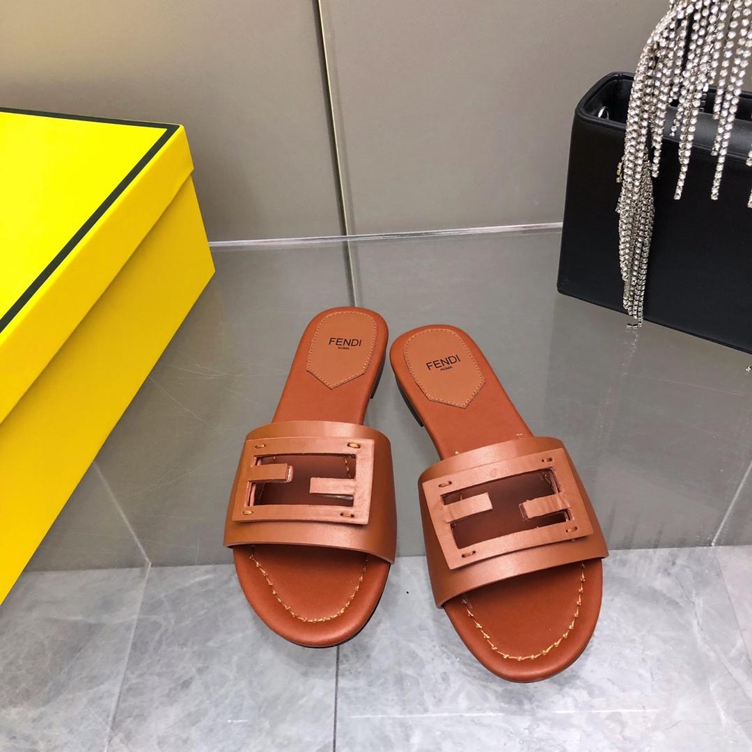 Fendi Baguette Brown Leather Slides - PerfectKickZ