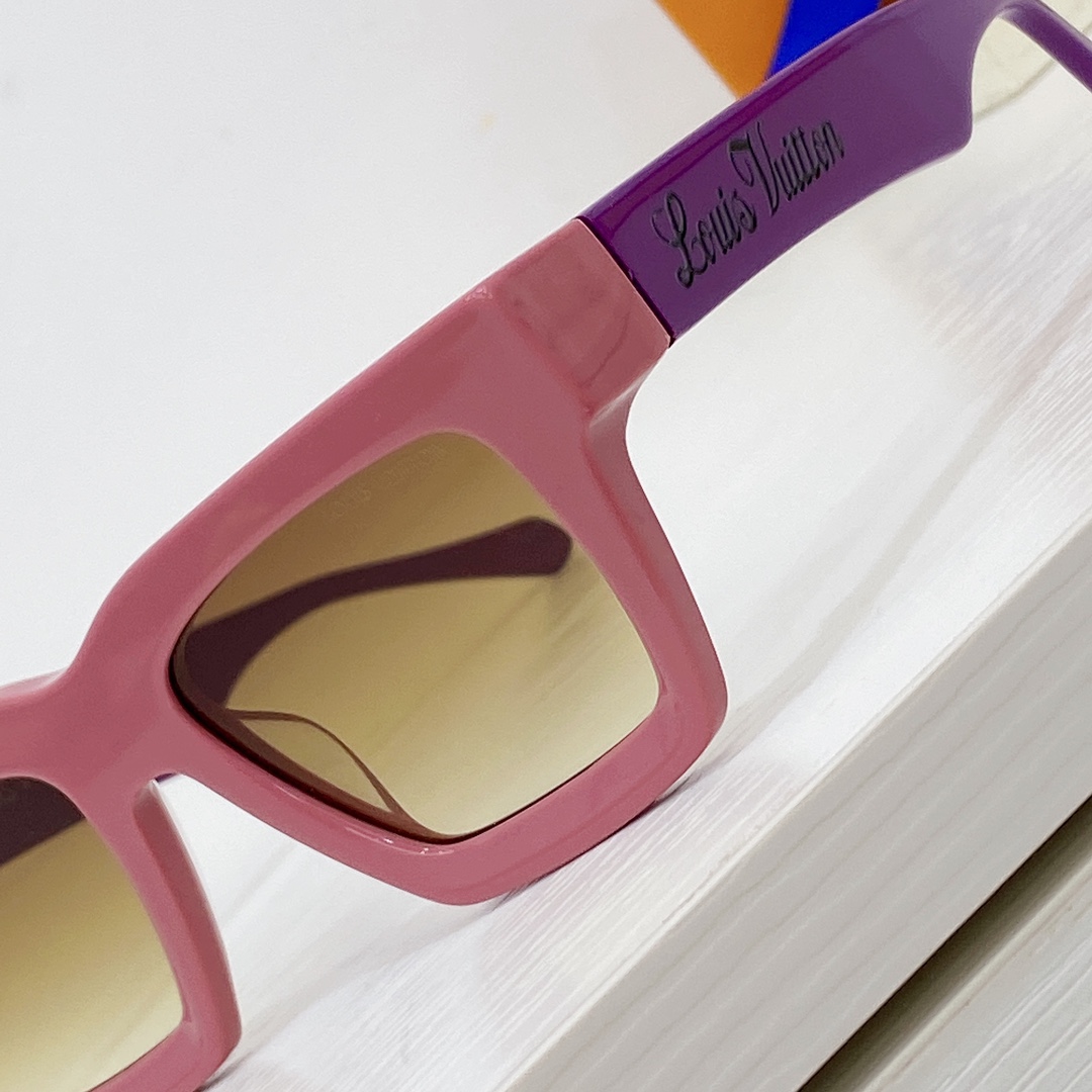 Louis Vuitton Sunglasses  Z1556E - PerfectKickZ