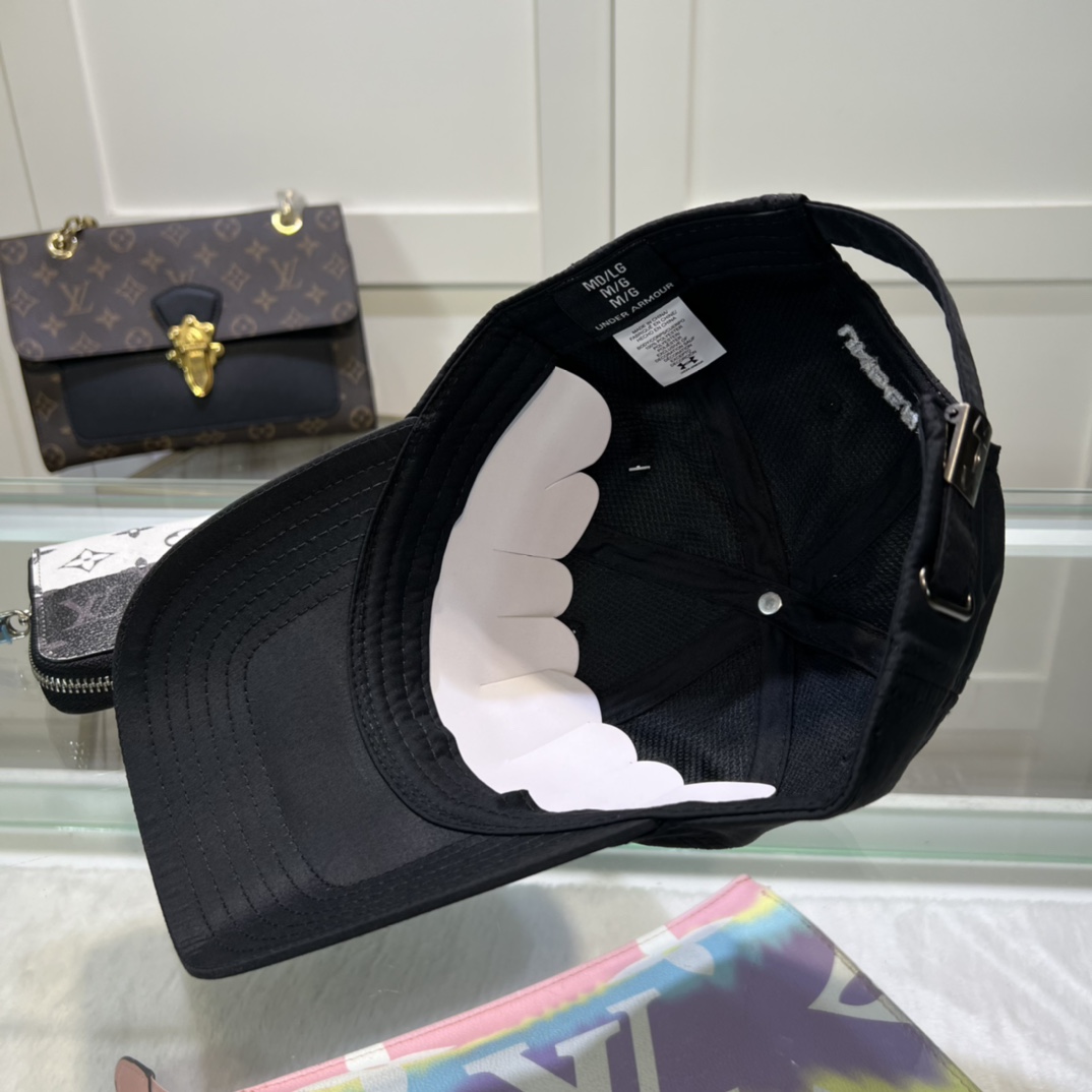 Under Armour Cap - PerfectKickZ