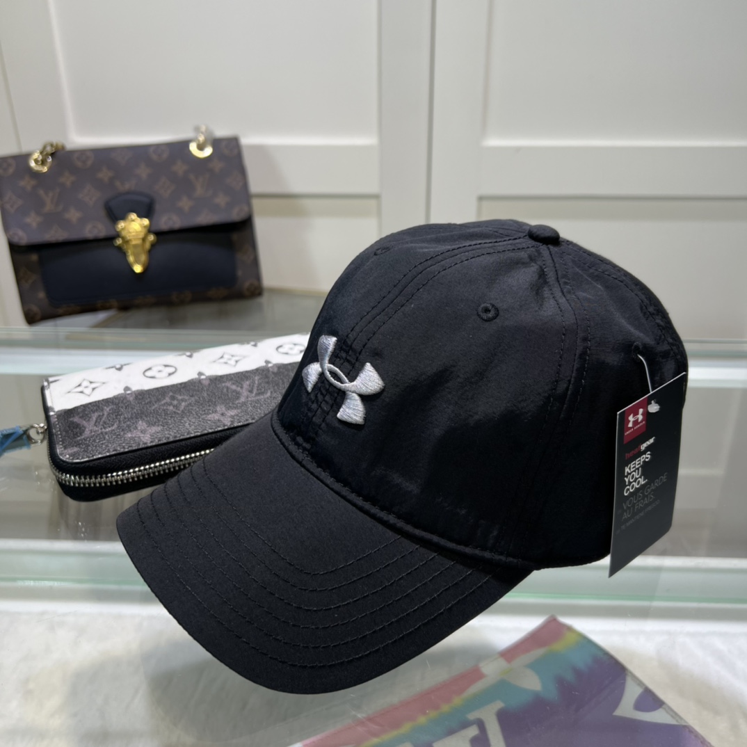 Under Armour Cap - PerfectKickZ