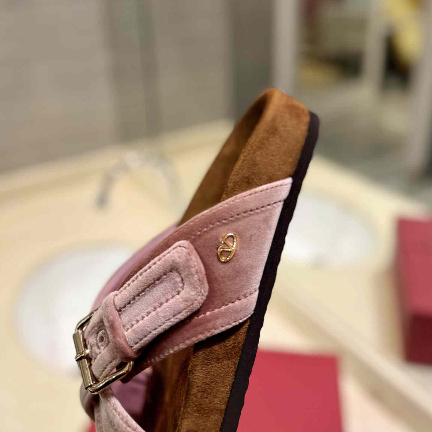 Valenti Fussfriend Velvet Slide Sandal  - PerfectKickZ