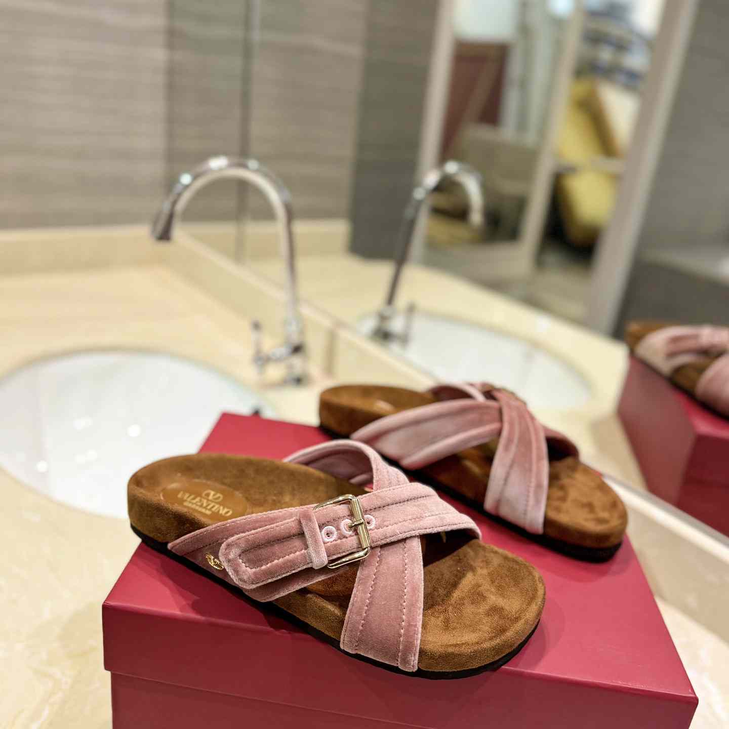 Valenti Fussfriend Velvet Slide Sandal  - PerfectKickZ