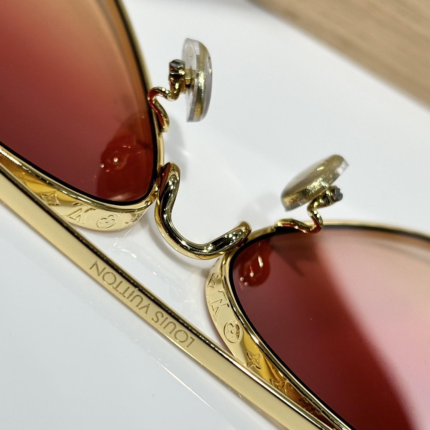 Louis Vuitton The LV Pilot Sunglasses   Z1621U - PerfectKickZ