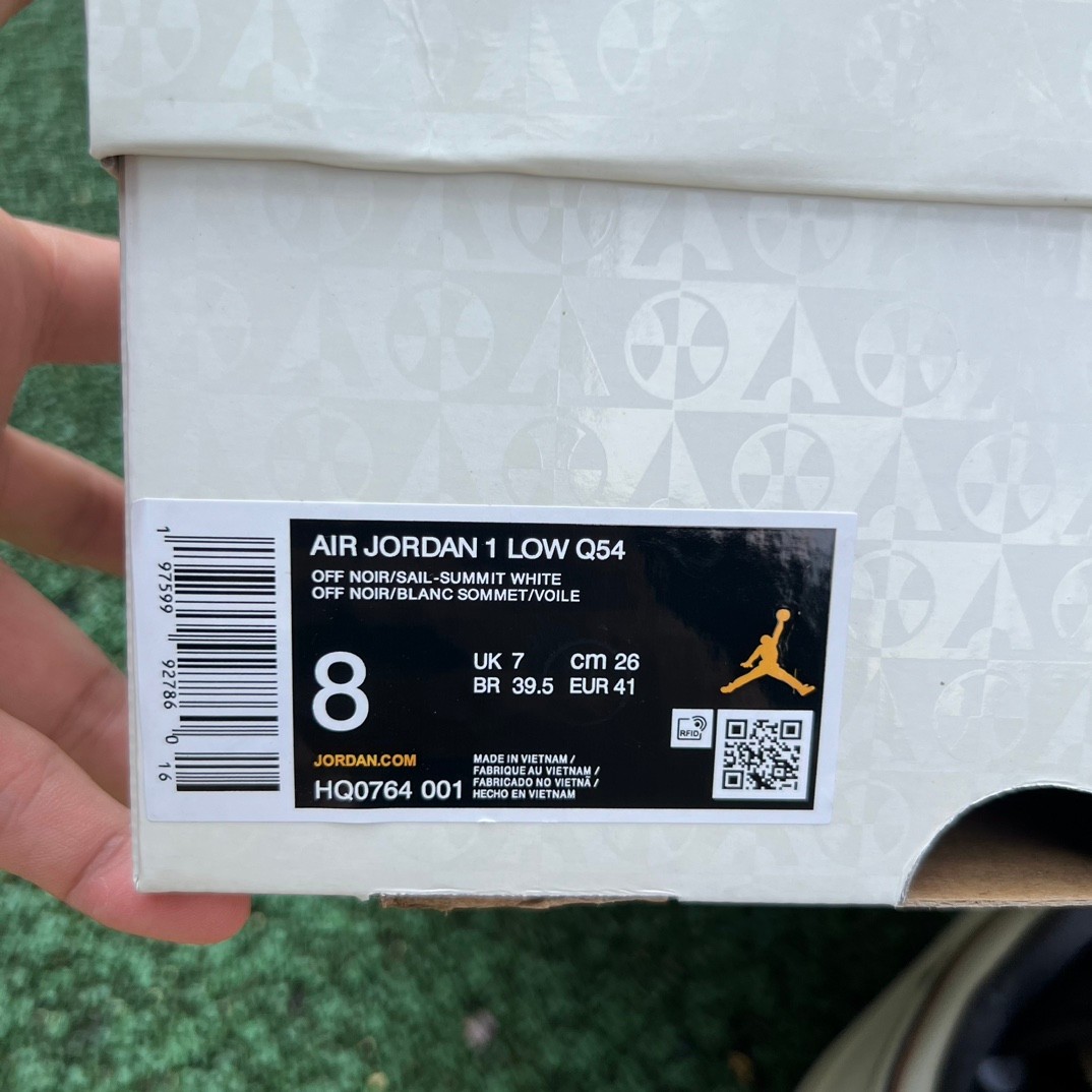 Air Jordan 1 LOW“Quai 54” Sneaker   HQ0764-001 - PerfectKickZ