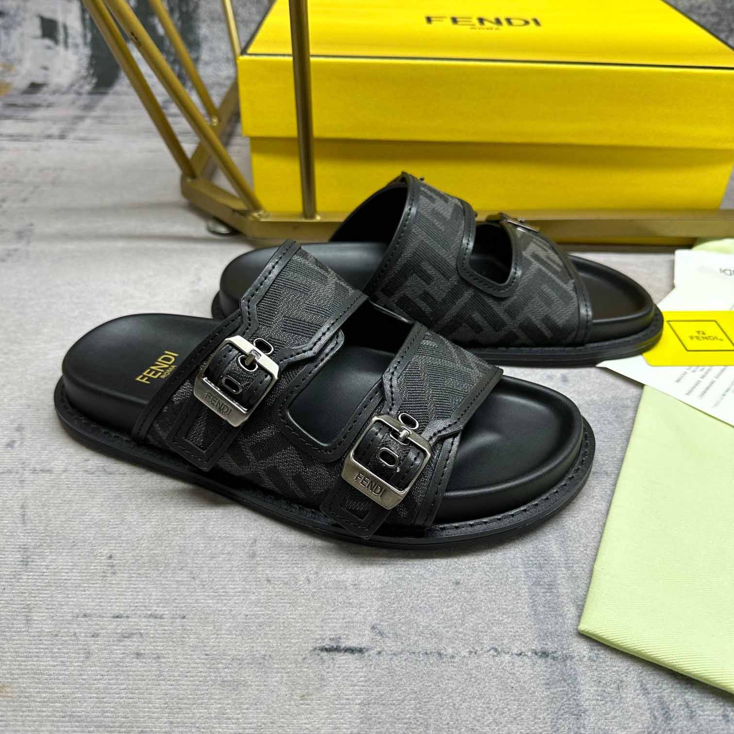 Fendi Feel Slides - 