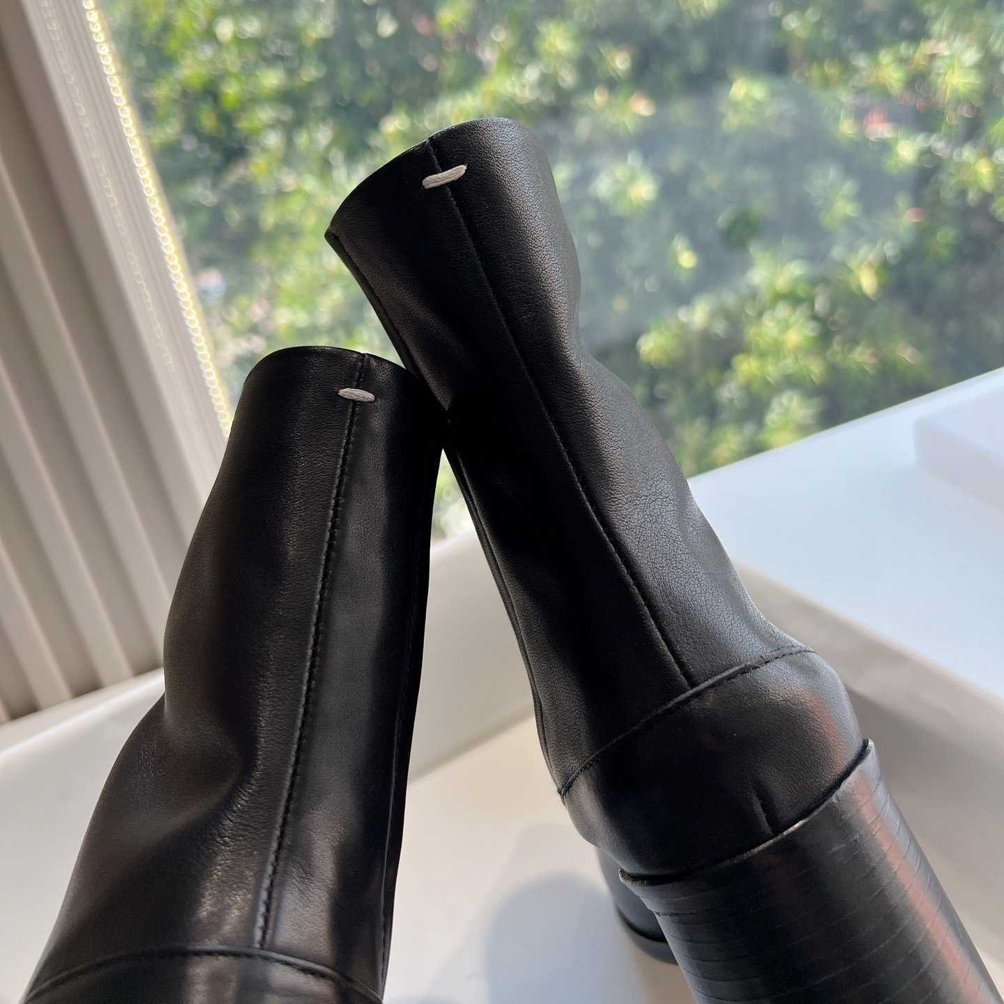 Maison Margiela Tabi Ankle Boots - PerfectKickZ
